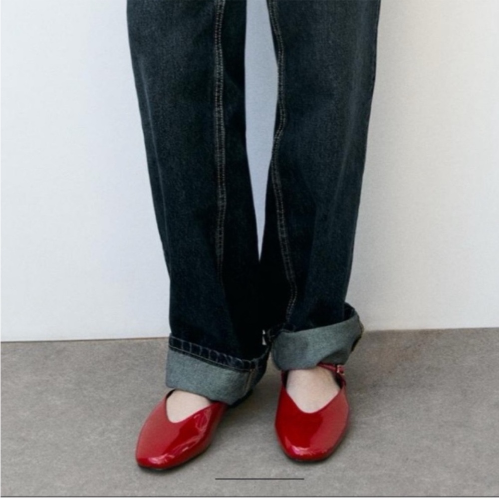 Zara‎ Glossy Red Flats - Picture 9 of 10